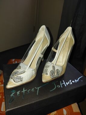 Betsey Johnson White Pointed Toe Embellished Pumps